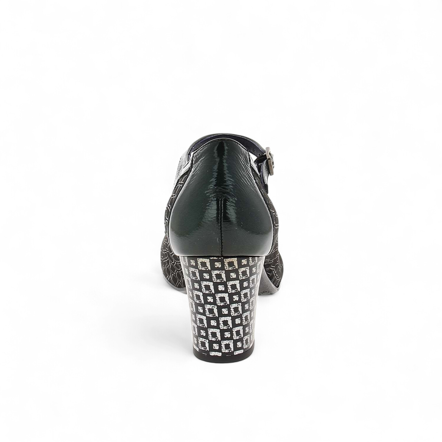 04 - DOFAZEL D8669 - - - Cuir verni