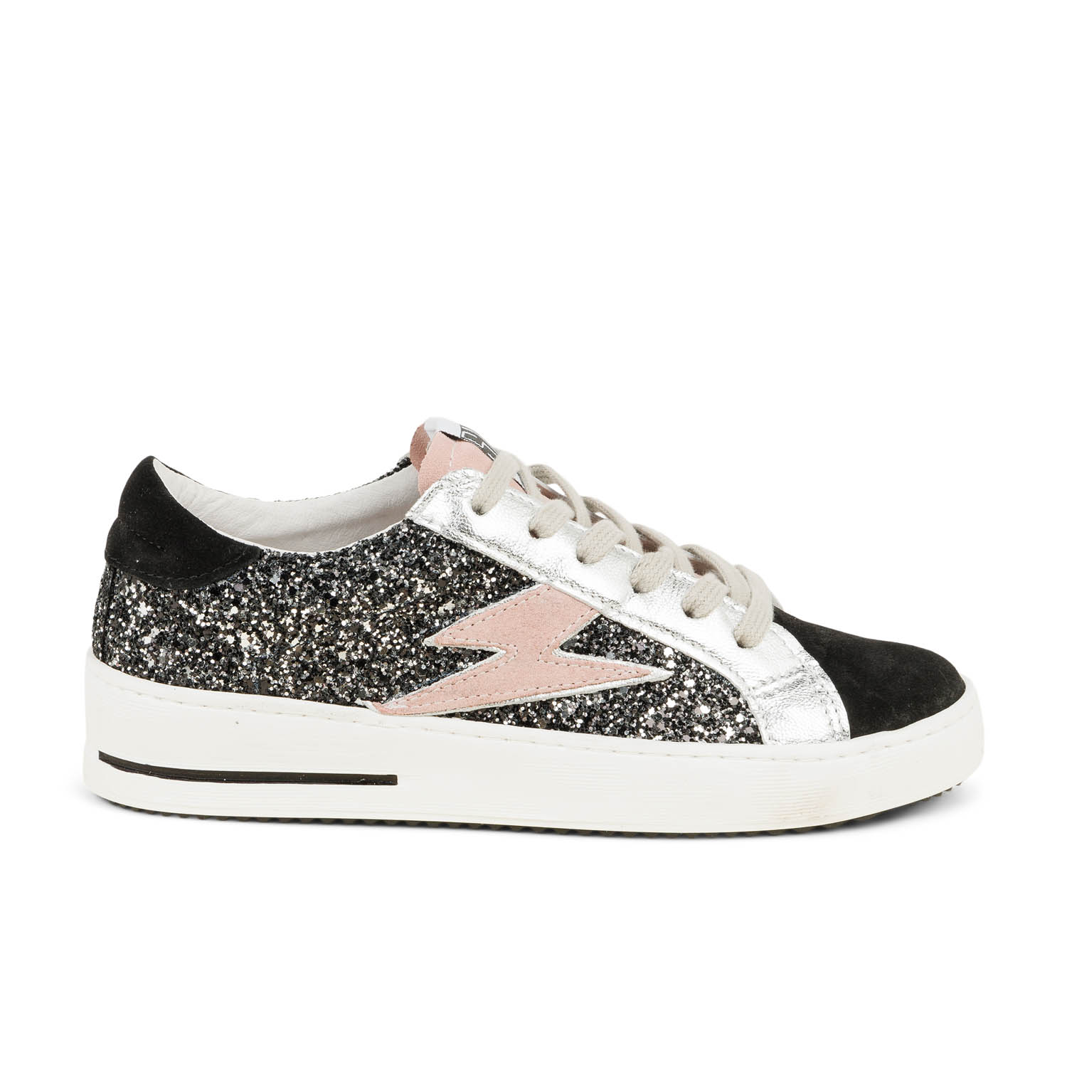 01 - MAYA  - SEMERDJIAN -  - Cuir