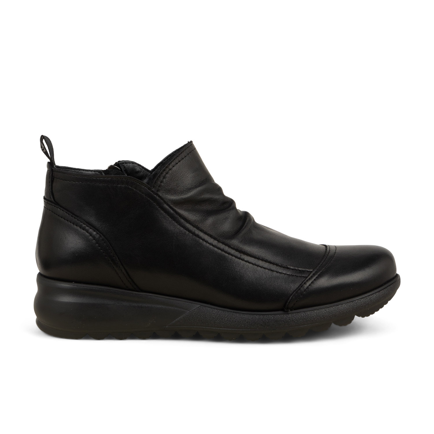 01 - PASTREET - PAULA URBAN -  - Cuir